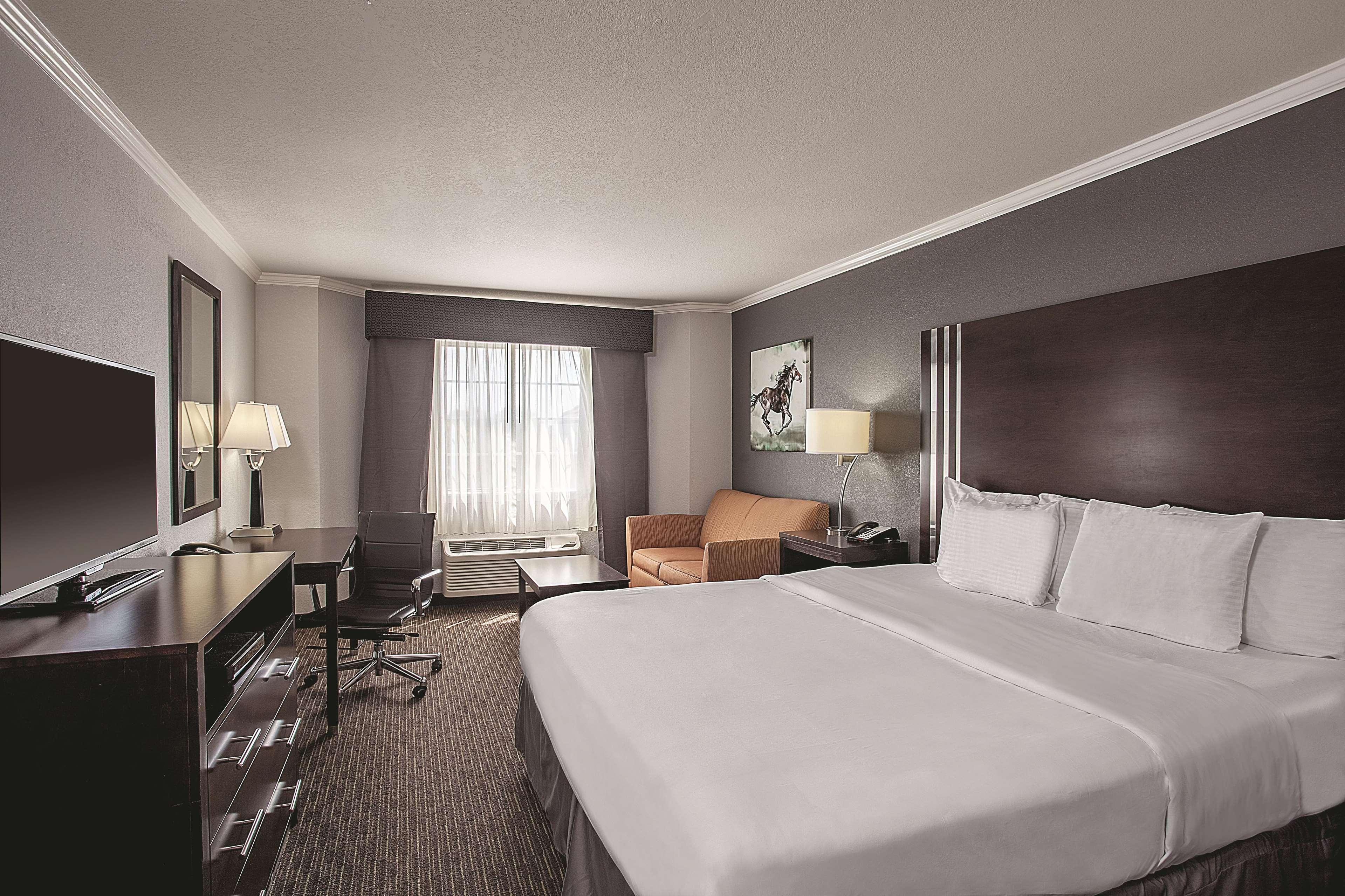 La Quinta By Wyndham Davis Hotell Eksteriør bilde
